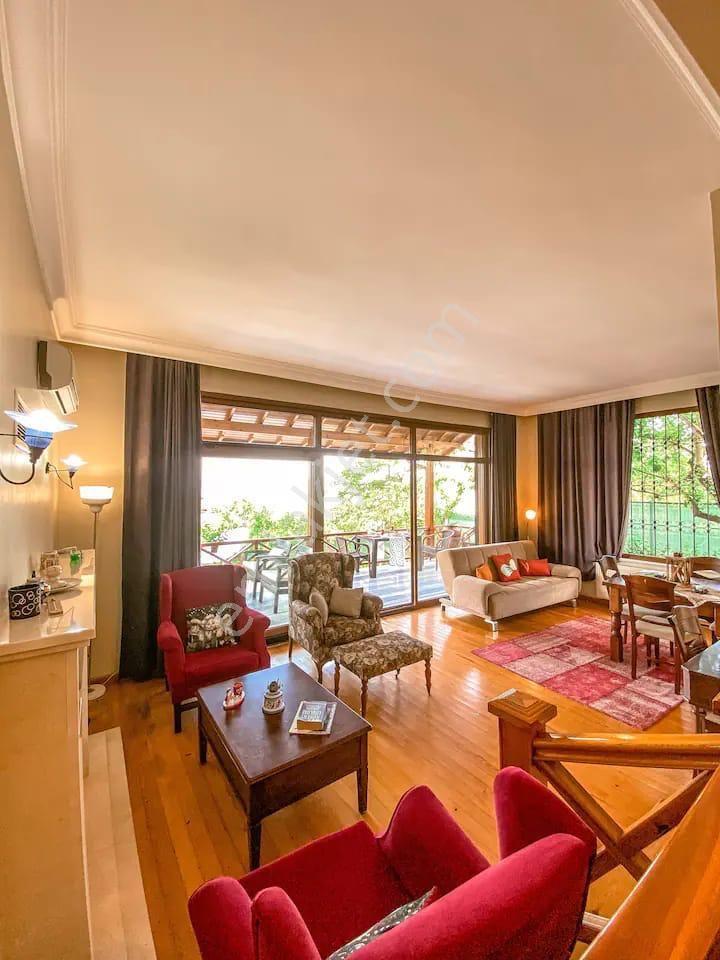 Sapanca’da Göl Manzaralı Satılık Müstakil Villa — fotoğraf 20