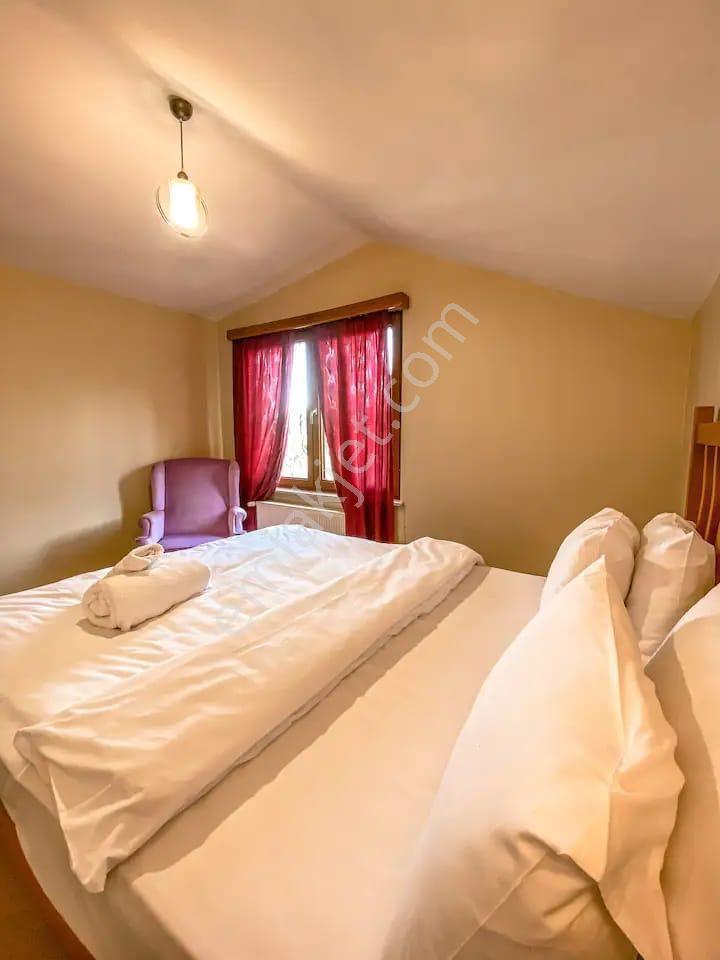 Sapanca’da Göl Manzaralı Satılık Müstakil Villa — fotoğraf 22
