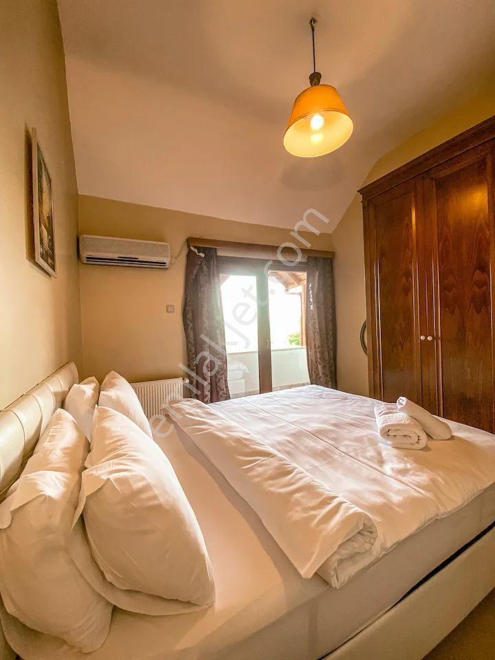Sapanca’da Göl Manzaralı Satılık Müstakil Villa — fotoğraf 24