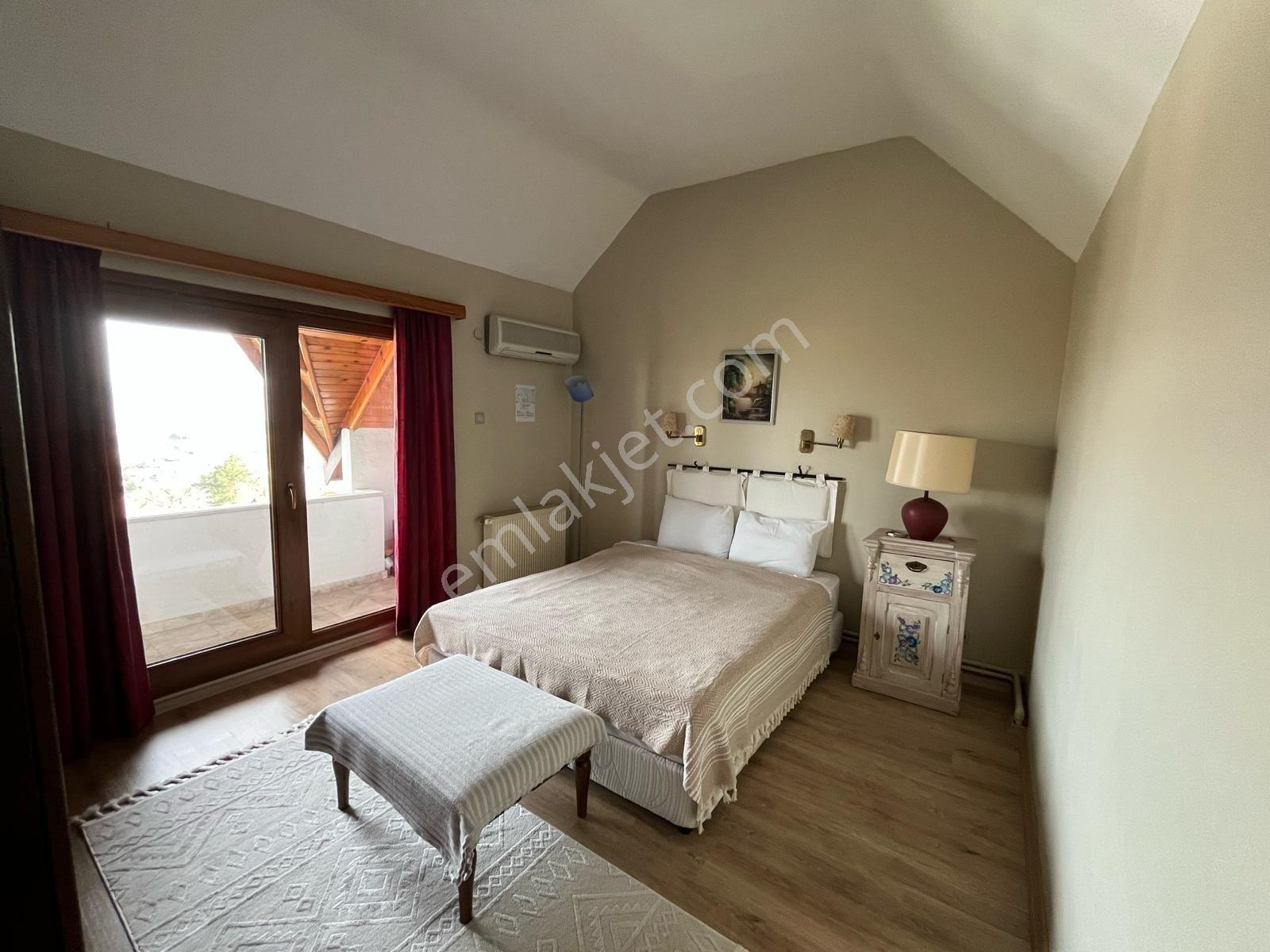 Sapanca’da Göl Manzaralı Satılık Müstakil Villa — fotoğraf 34