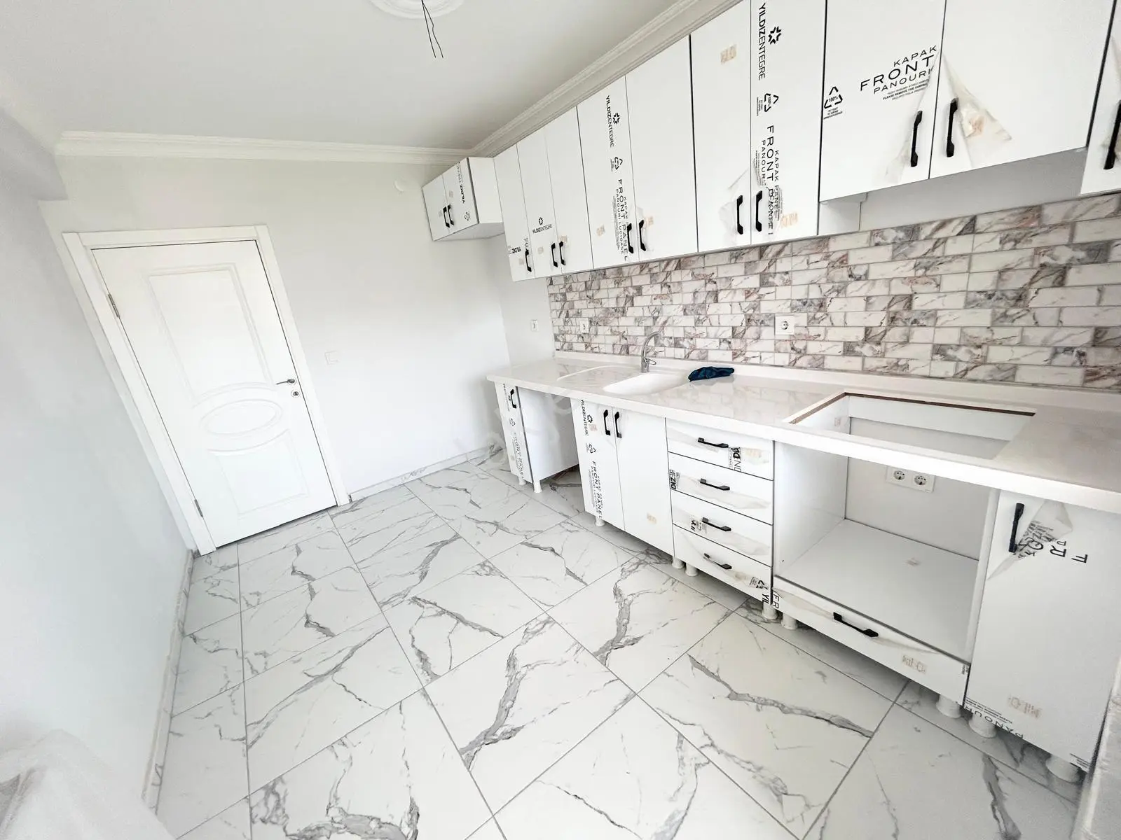 Yüksel'den Tuzcumurat'ta Öncephe Ebeveyn Banyolu 3+1 Daire — fotoğraf 3
