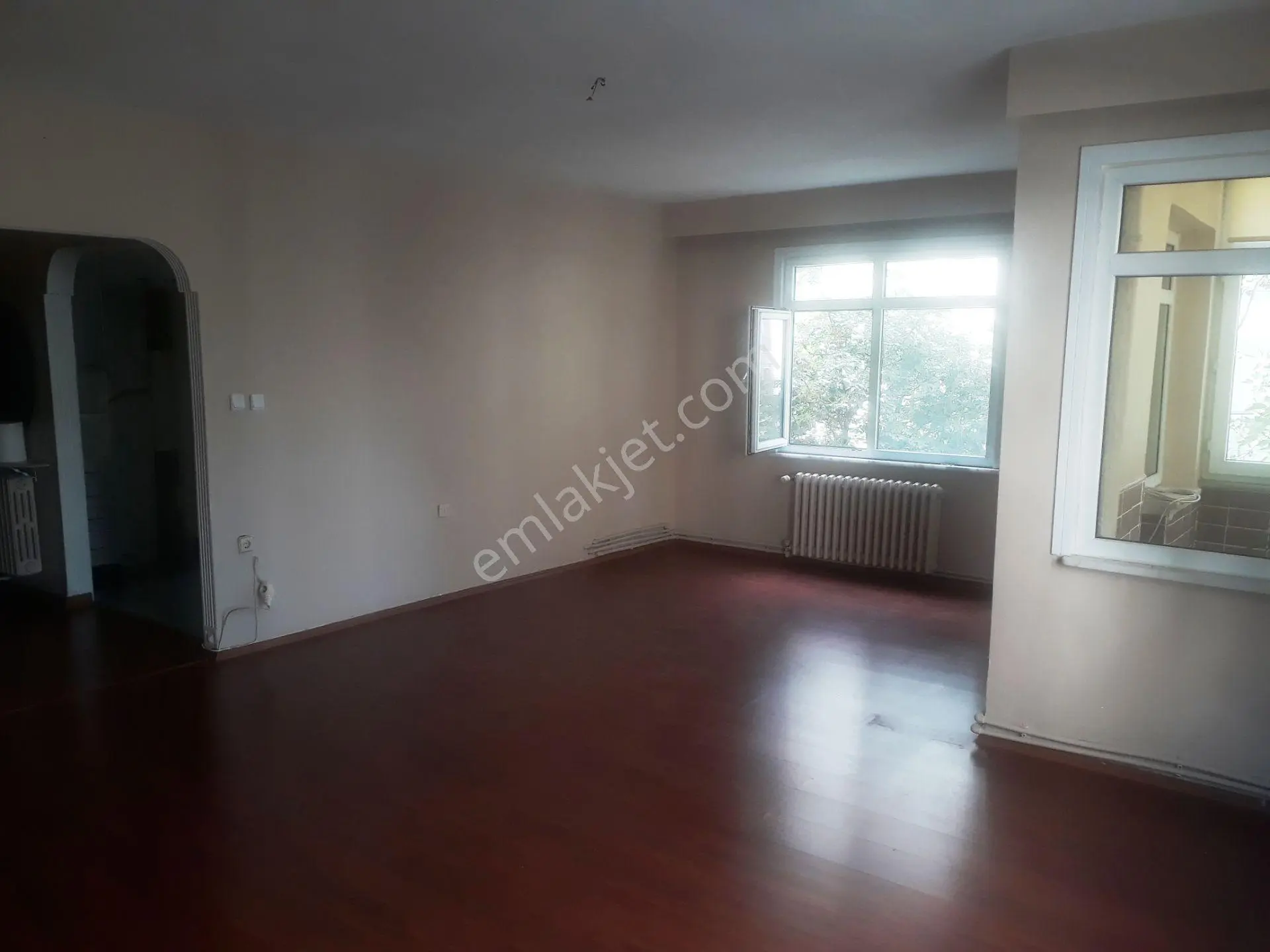 Siyavuşpaşa Gonca Sokakta 2 Kat Asansörlü 3+1 Köşe Başı Satılık Daire — fotoğraf 5