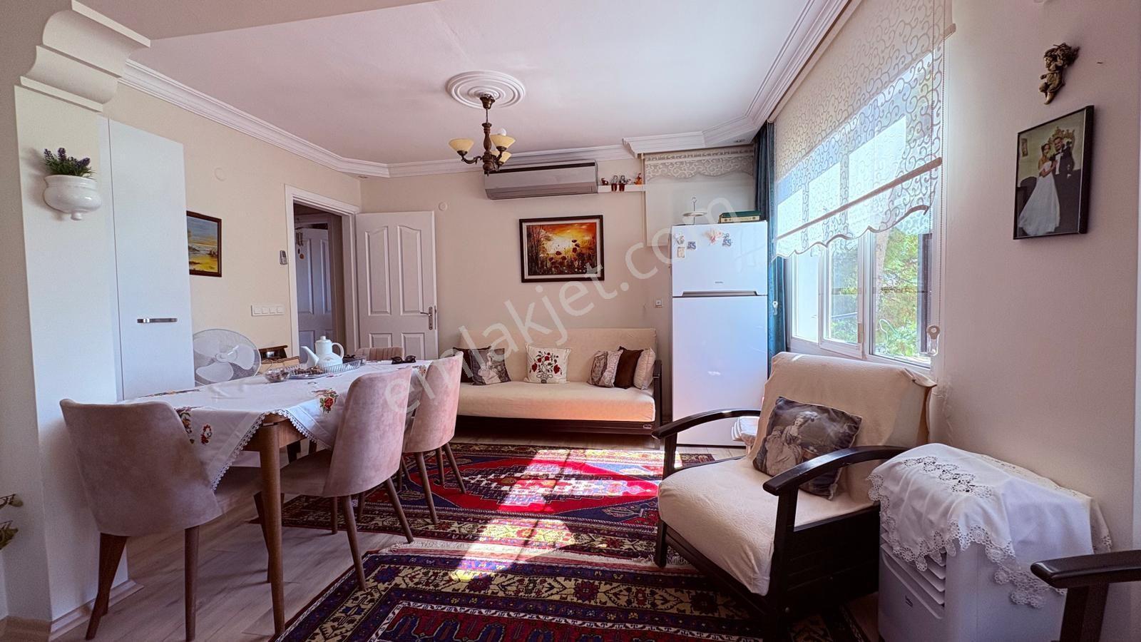 Kadınlar Denizinde Komple Tadilatlı 2+1 Site İçinde Daire — fotoğraf 15