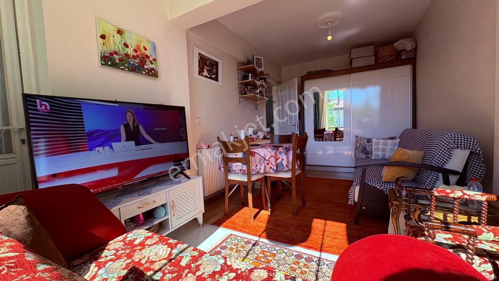 Kadınlar Denizinde Komple Tadilatlı 2+1 Site İçinde Daire — fotoğraf 19