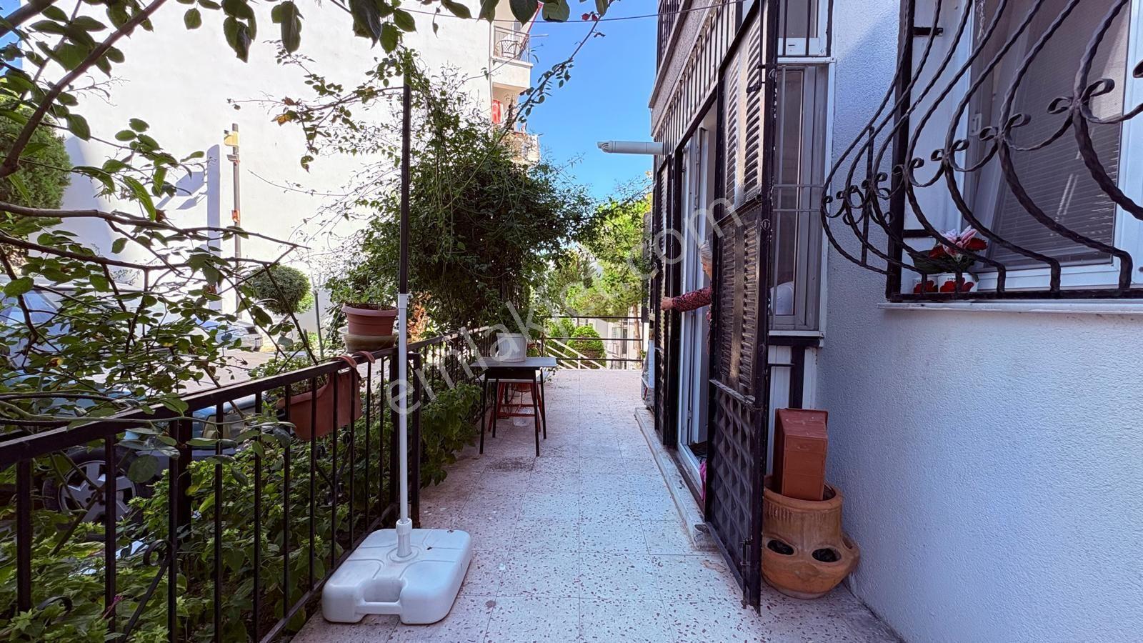 Kadınlar Denizinde Komple Tadilatlı 2+1 Site İçinde Daire — fotoğraf 33