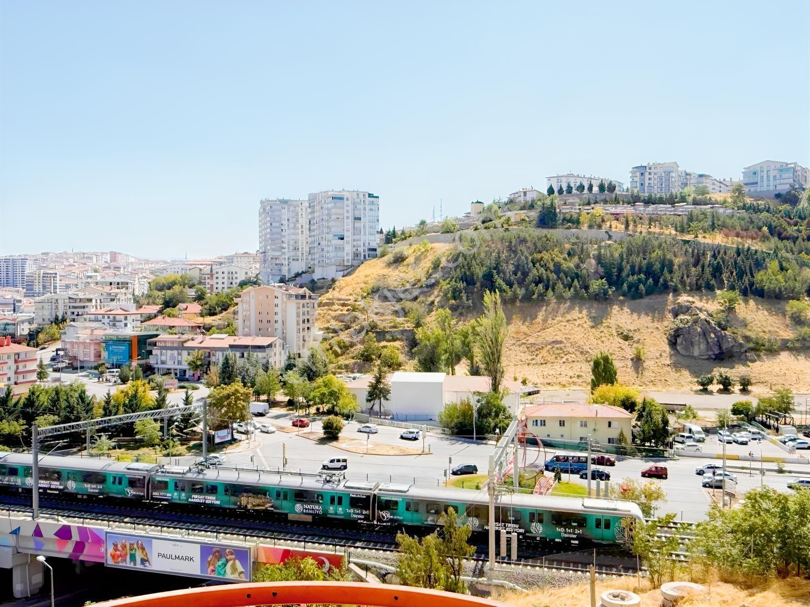 Erciyas'tan Banliyo İstasyonu Yanı 3.kat Konum'da Manzaralı 3+1 — fotoğraf 2