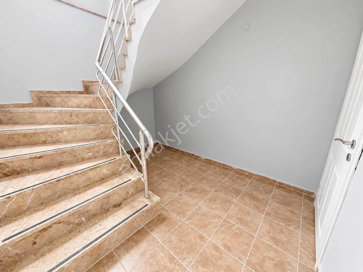 Remax Dem'den Osmanlı Mah. 5.5+1 Ters Dubleks Satılık Daire — fotoğraf 11