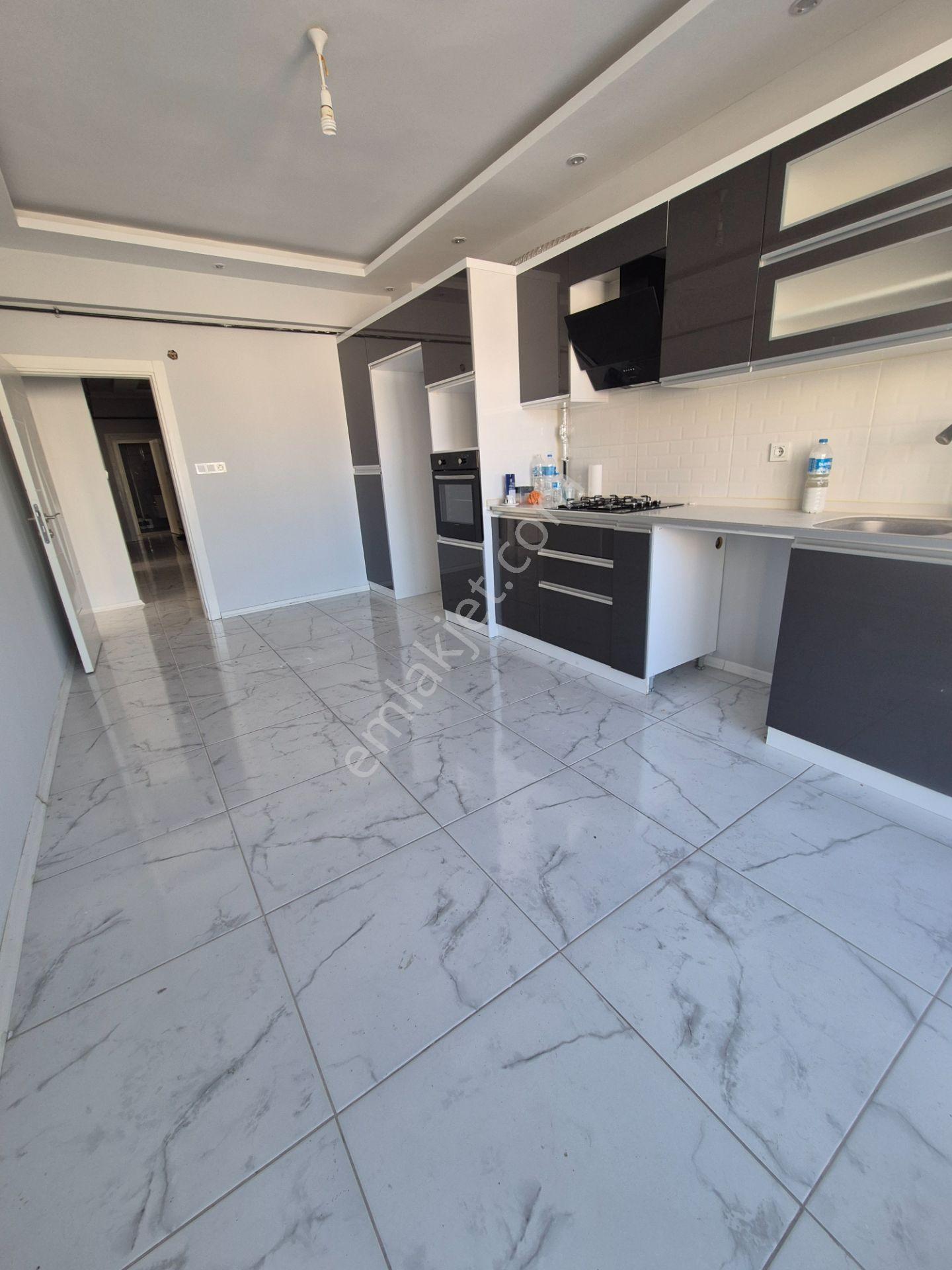 Altunbay Emlaktan Yarenler De Satılık Lüks 3+1 Daire — fotoğraf 12