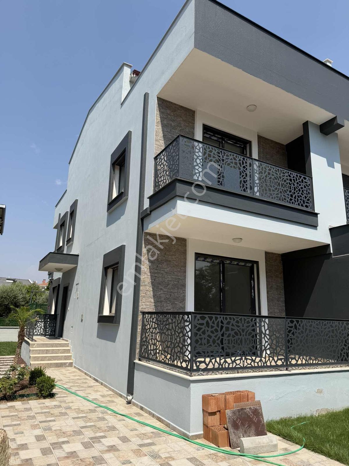 Coldwell Banker Poyraz'dan 4+1 Müstakil Villa — fotoğraf 3