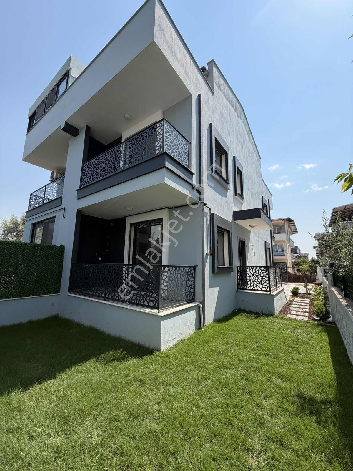 Coldwell Banker Poyraz'dan 4+1 Müstakil Villa — fotoğraf 7