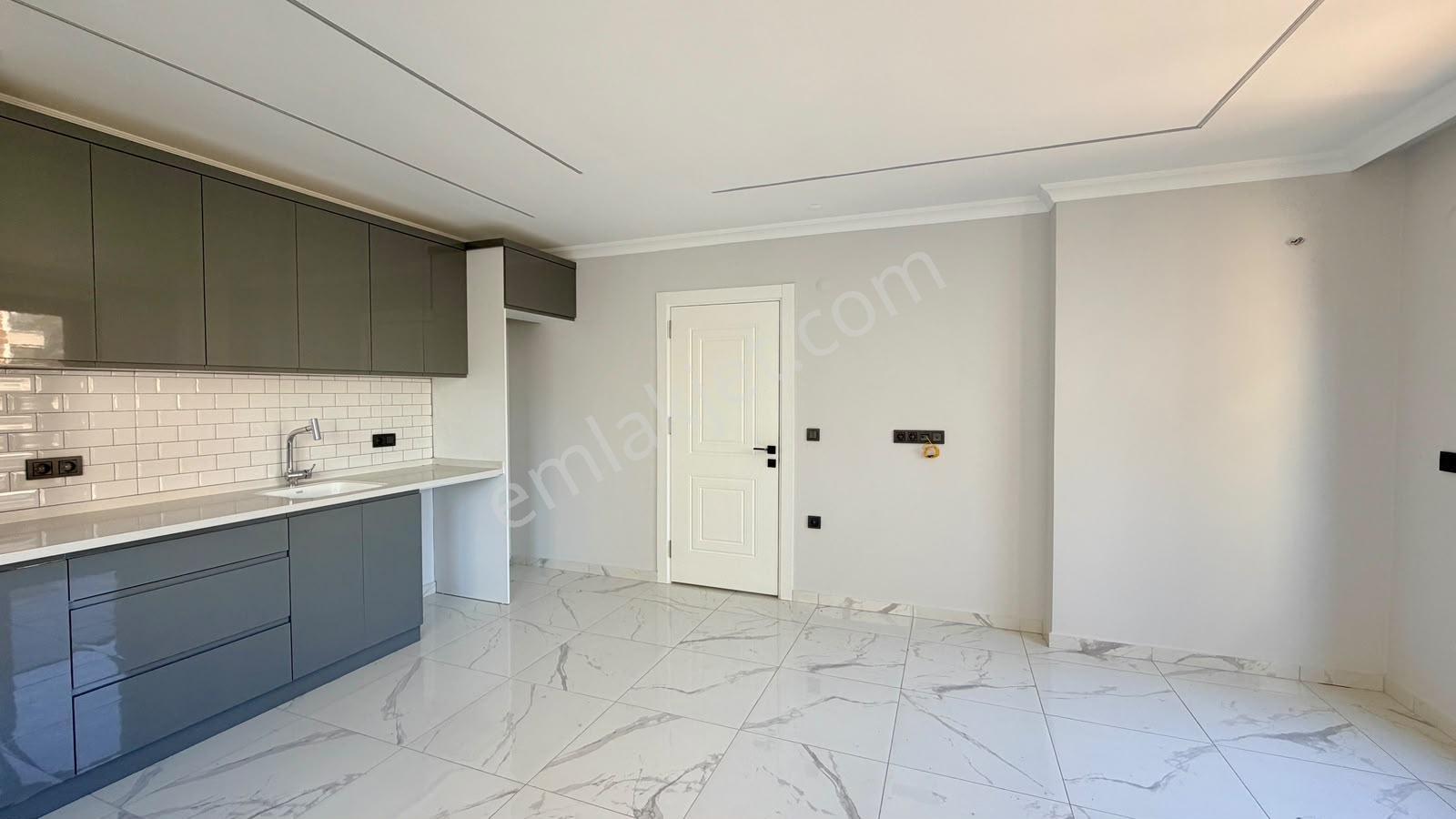 Didim Merkezde Satılık Sıfır 1 + 1 Asansörlü Daire — fotoğraf 18