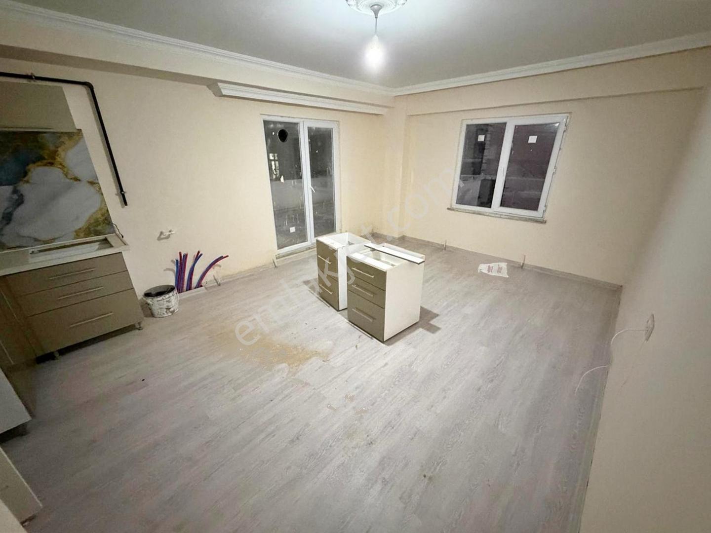 Metin Yapı'dan İskanlı Asansörlü Geniş Teraslı Satılık 1+1 Daire — fotoğraf 19