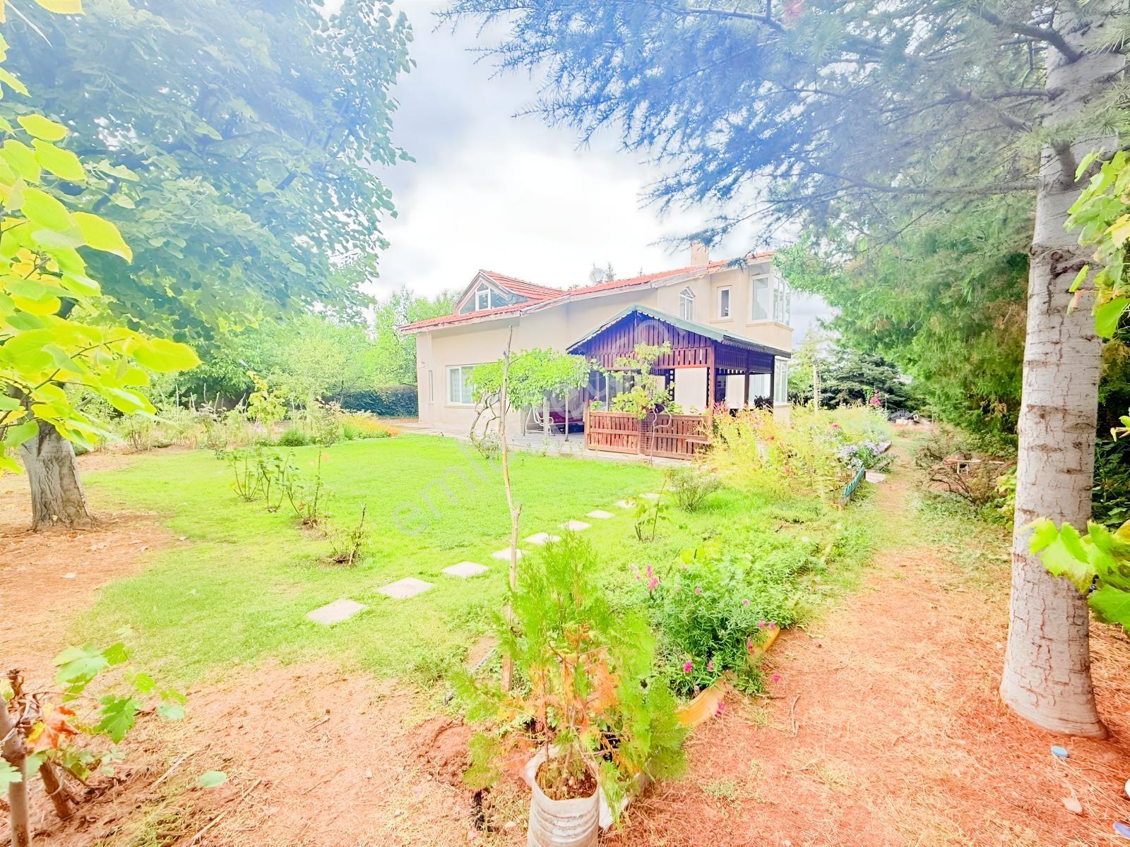 Gölbaşı Ballıkpınar'da Bahçekent Sitesinde 1500m2 6+1 Villa — fotoğraf 2