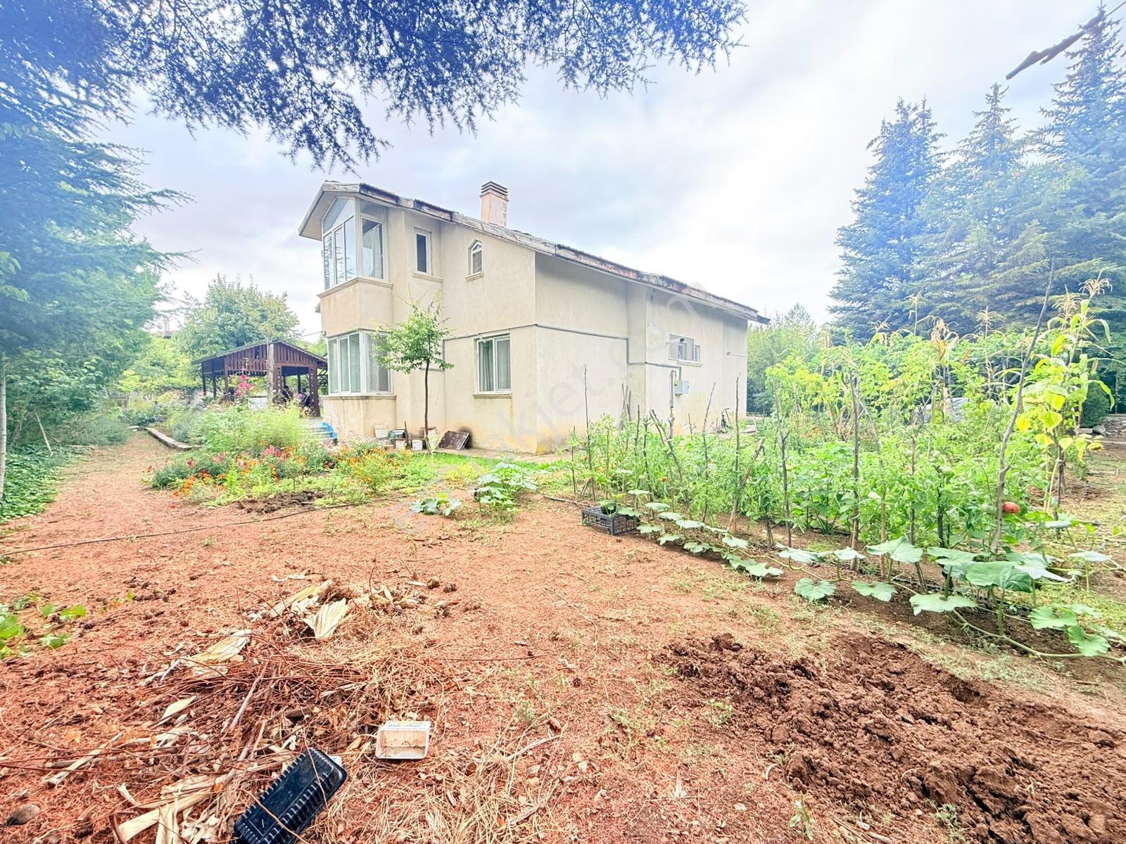 Gölbaşı Ballıkpınar'da Bahçekent Sitesinde 1500m2 6+1 Villa — fotoğraf 25