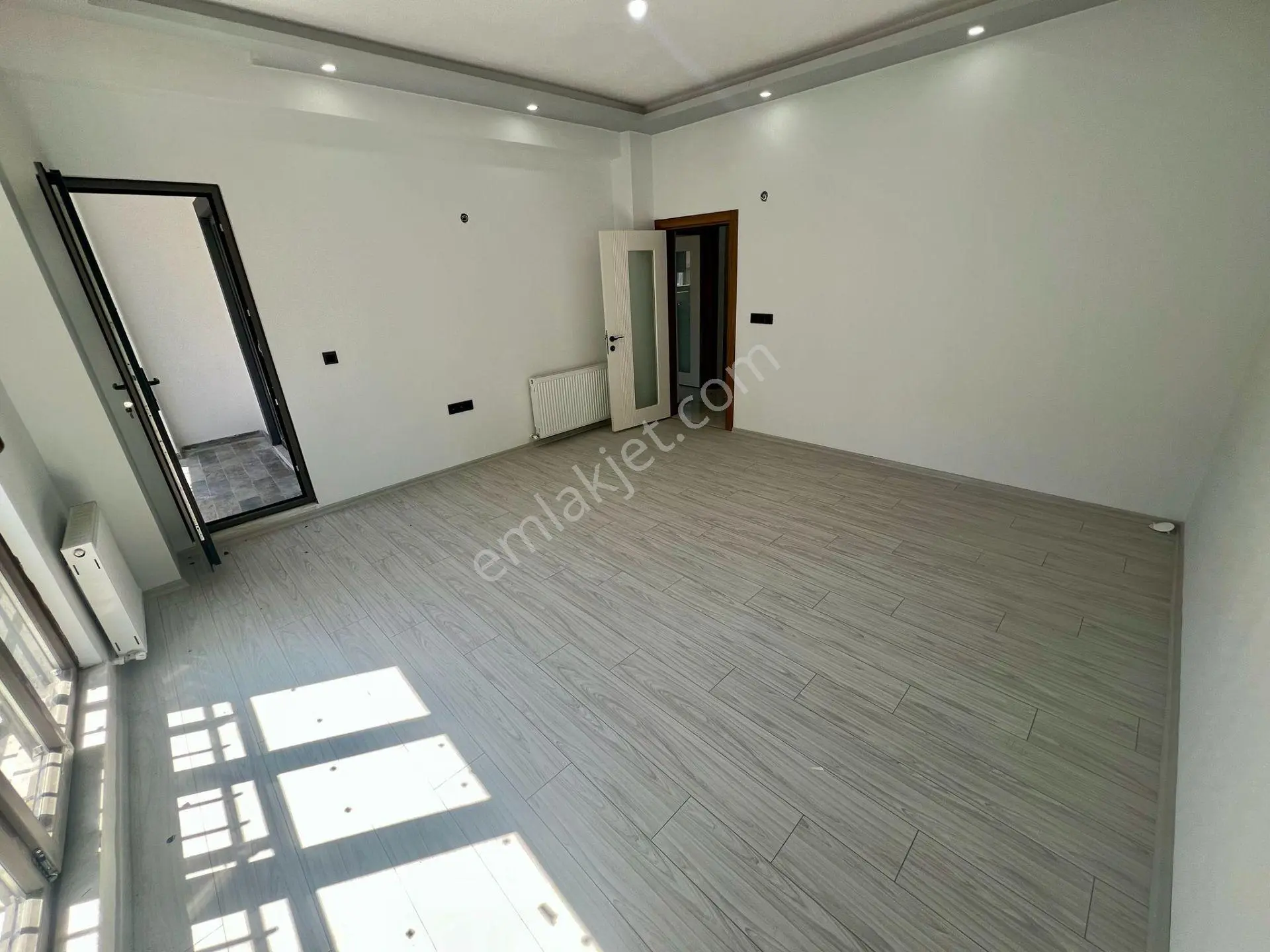 Akçay Aras Emlaktan Altınkumda Doğalgazlı Denize 300 Metre 3+1 Dubleks Daire — fotoğraf 2