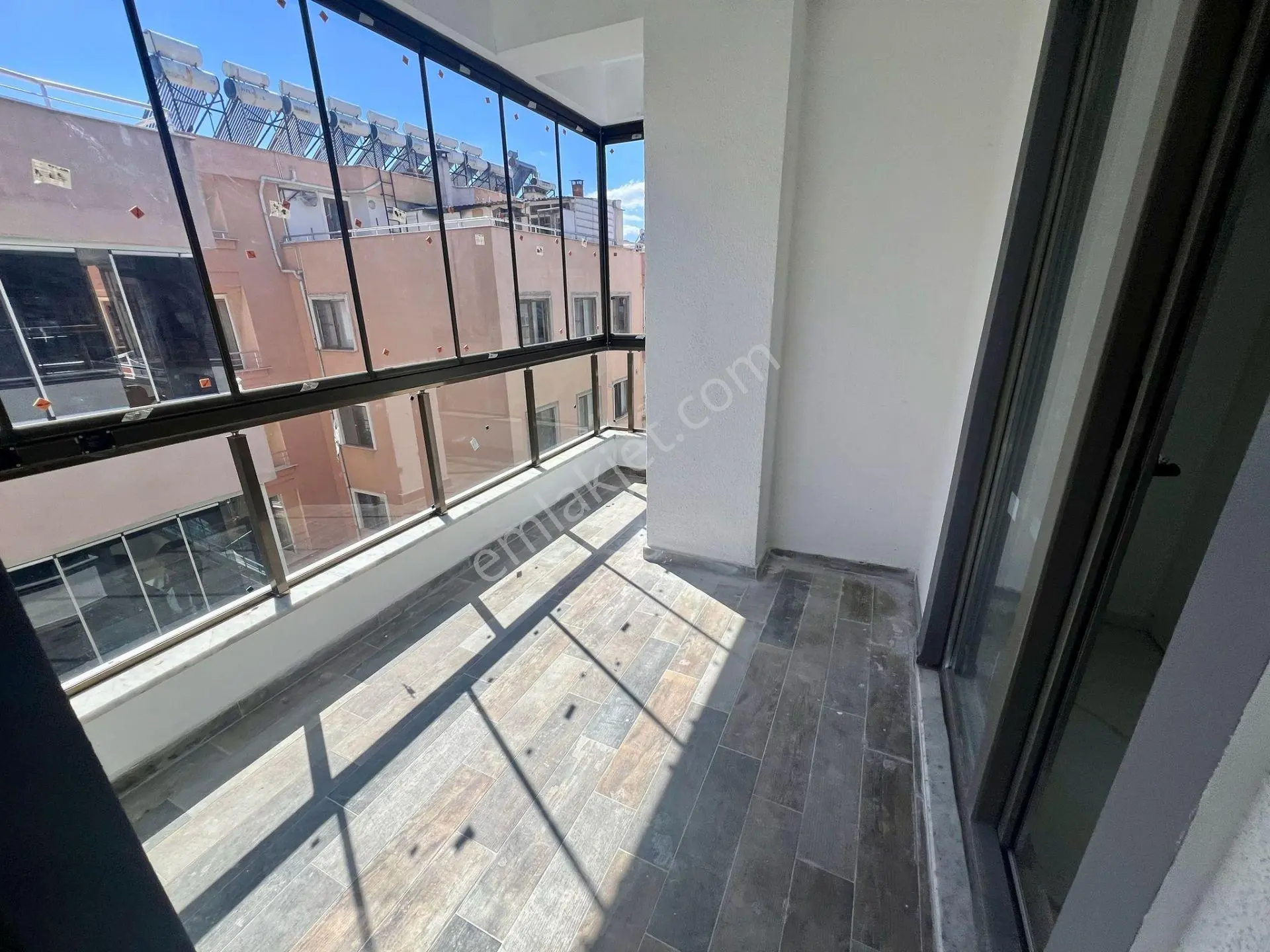 Akçay Aras Emlaktan Altınkumda Doğalgazlı Denize 300 Metre 3+1 Dubleks Daire — fotoğraf 5