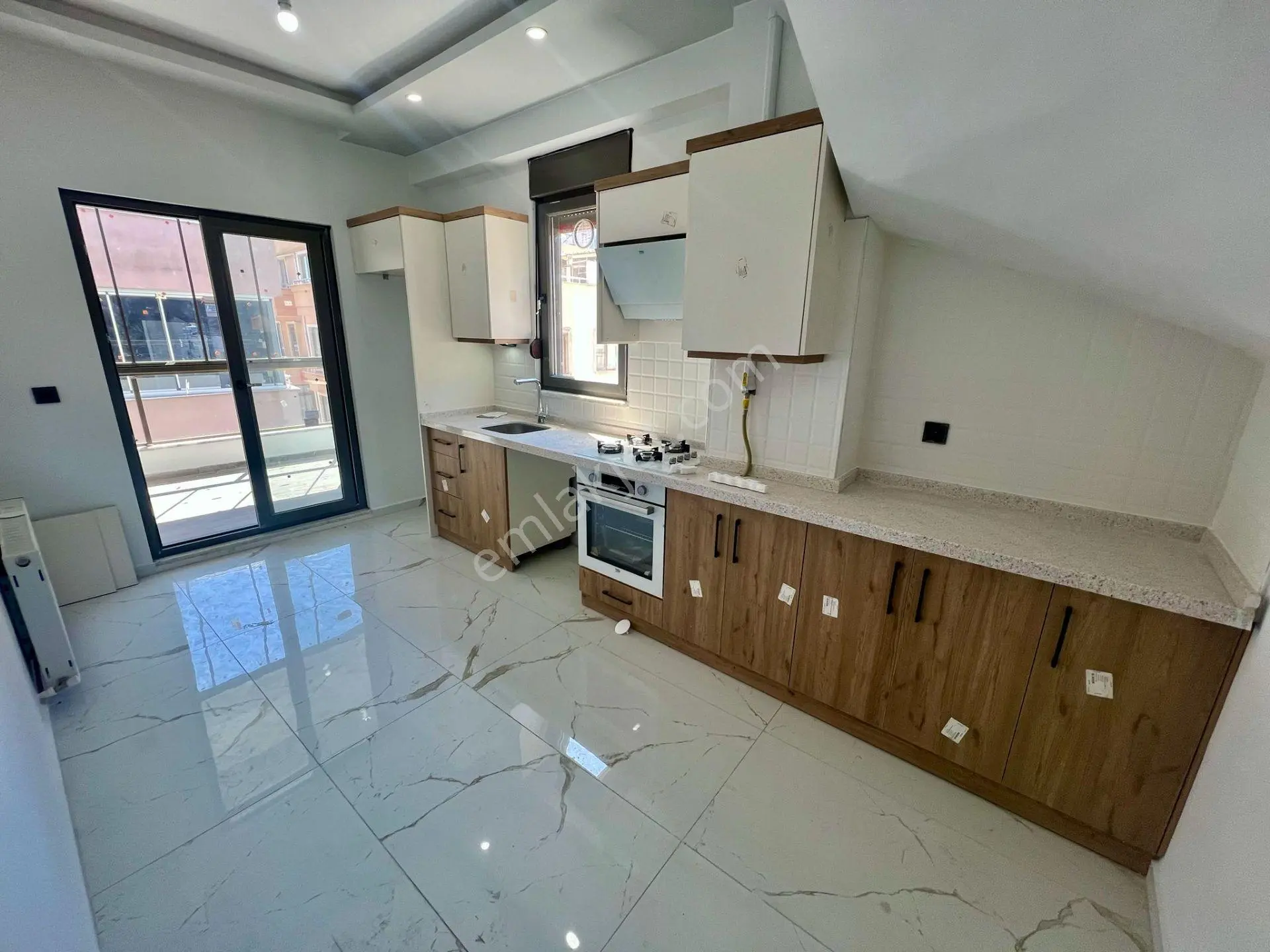 Akçay Aras Emlaktan Altınkumda Doğalgazlı Denize 300 Metre 3+1 Dubleks Daire — fotoğraf 8