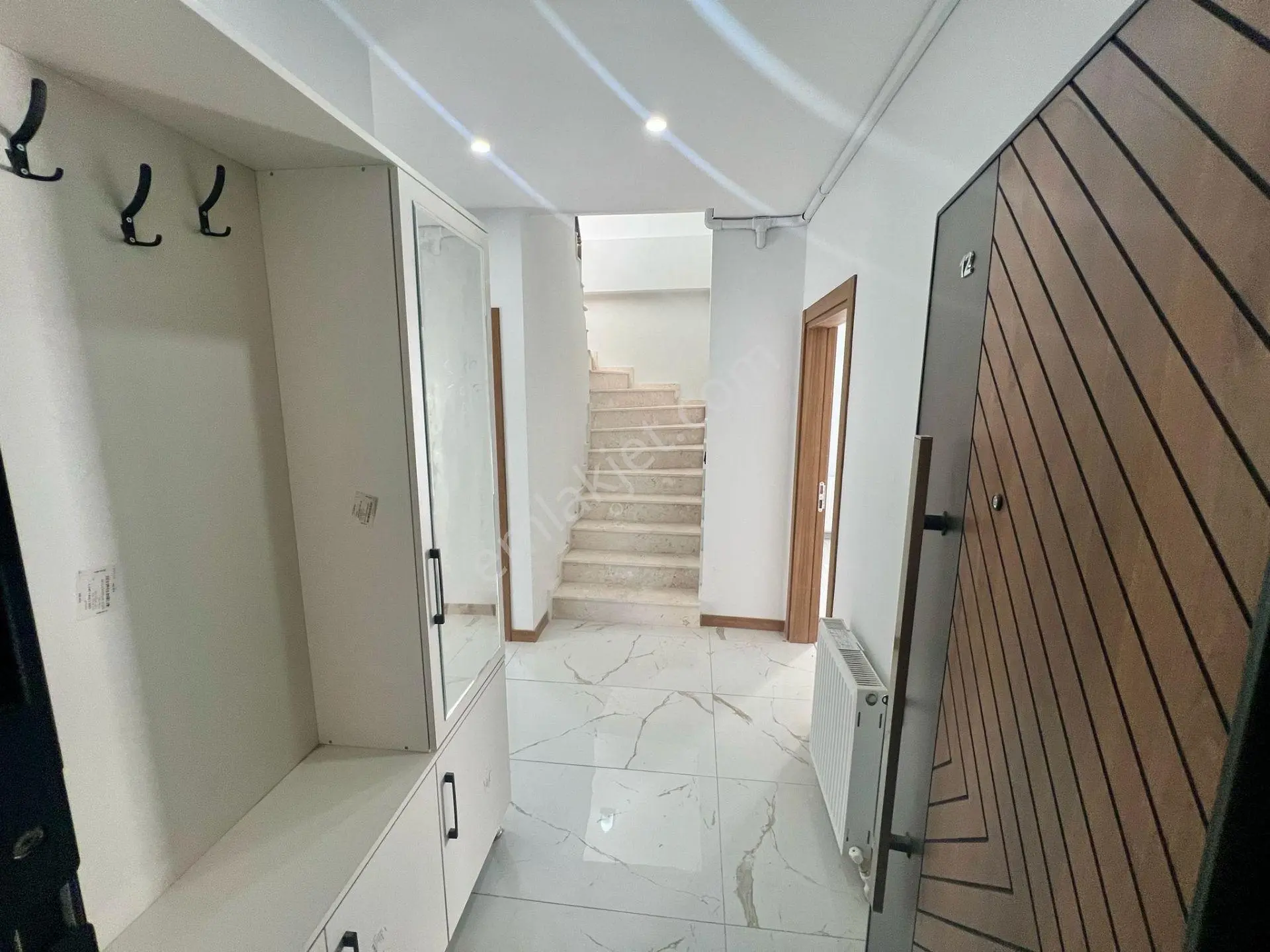 Akçay Aras Emlaktan Altınkumda Doğalgazlı Denize 300 Metre 3+1 Dubleks Daire — fotoğraf 10