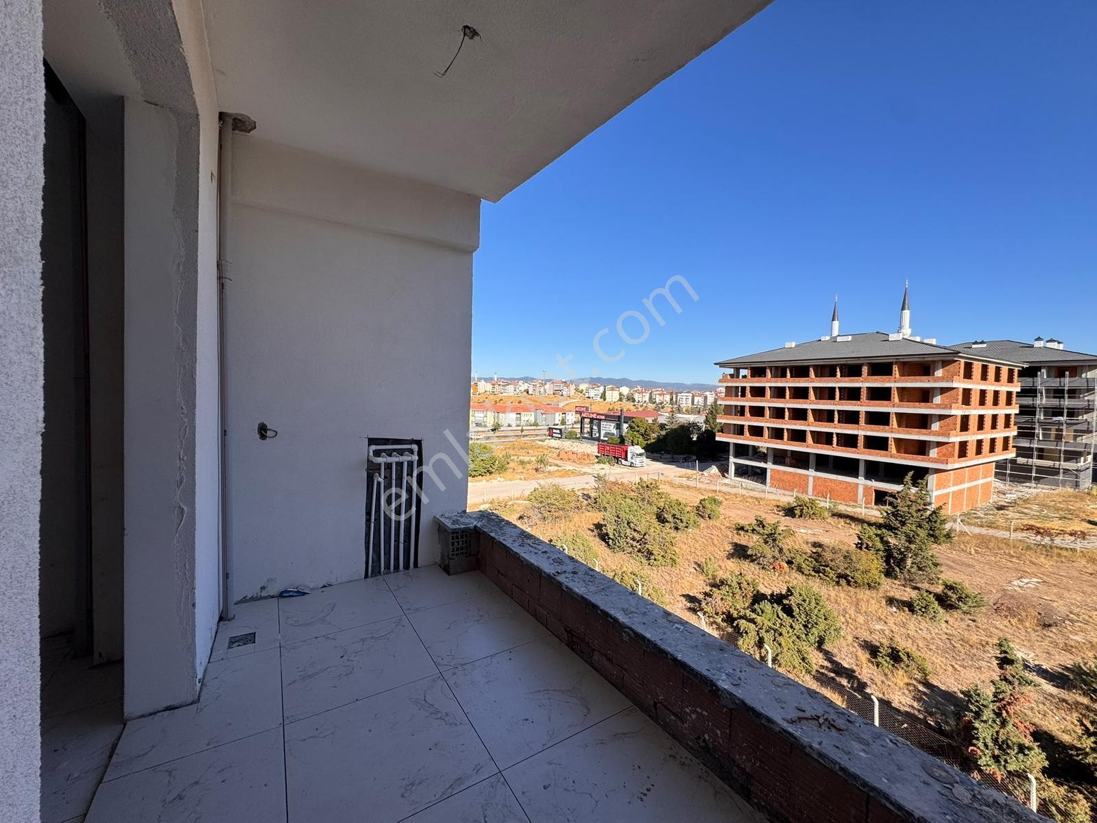 Blue Emlak'tan Satılık 3+1 130 M2 Daire — fotoğraf 4