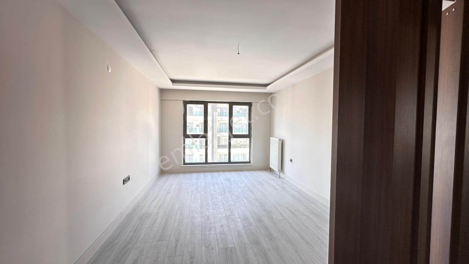 Eryaman Yeşilova Güvenlikli Sitede İskanlı Çift Banyolu Lüx 2+1 — fotoğraf 4