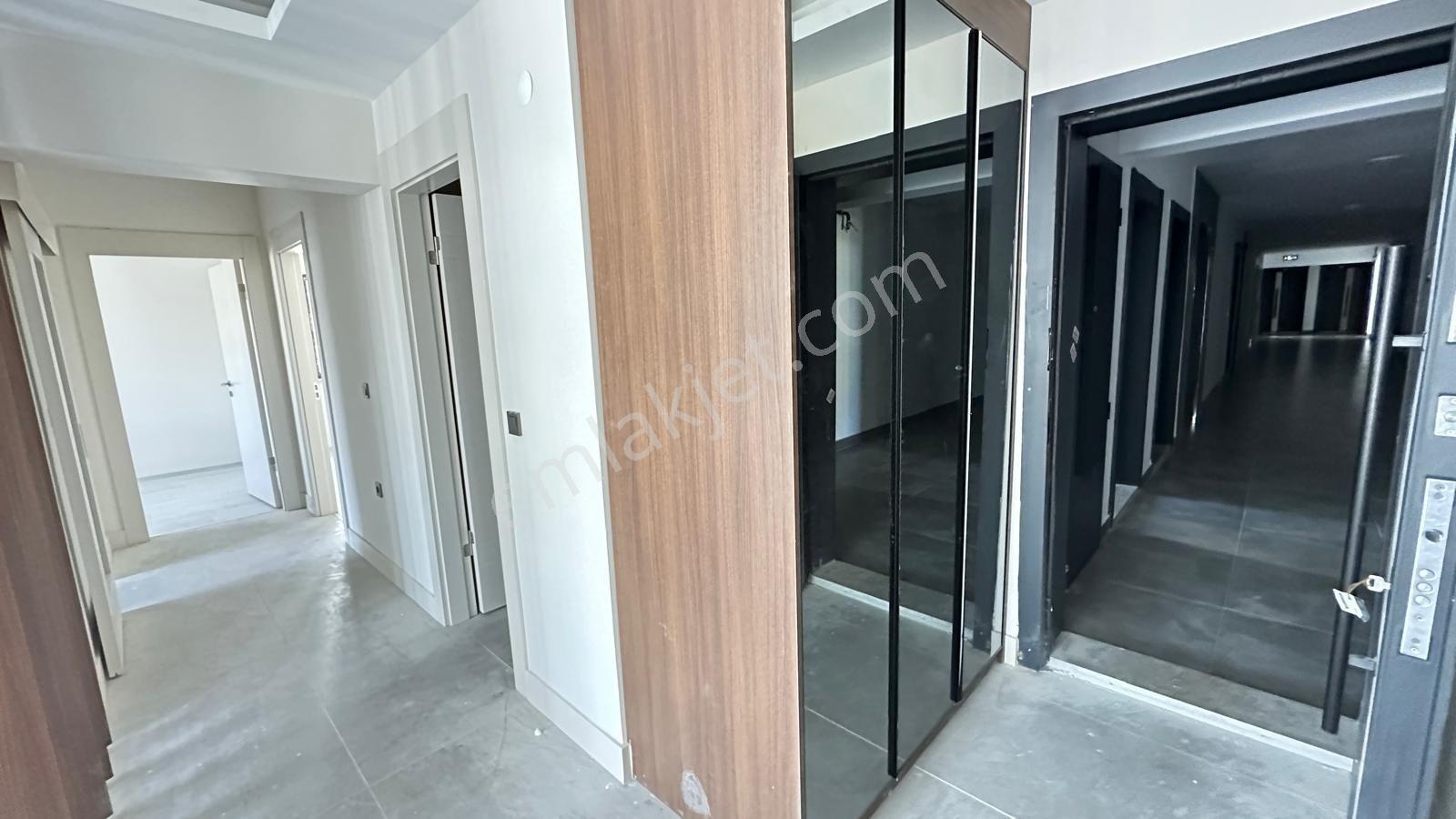 Eryaman Yeşilova Güvenlikli Sitede İskanlı Çift Banyolu Lüx 2+1 — fotoğraf 7