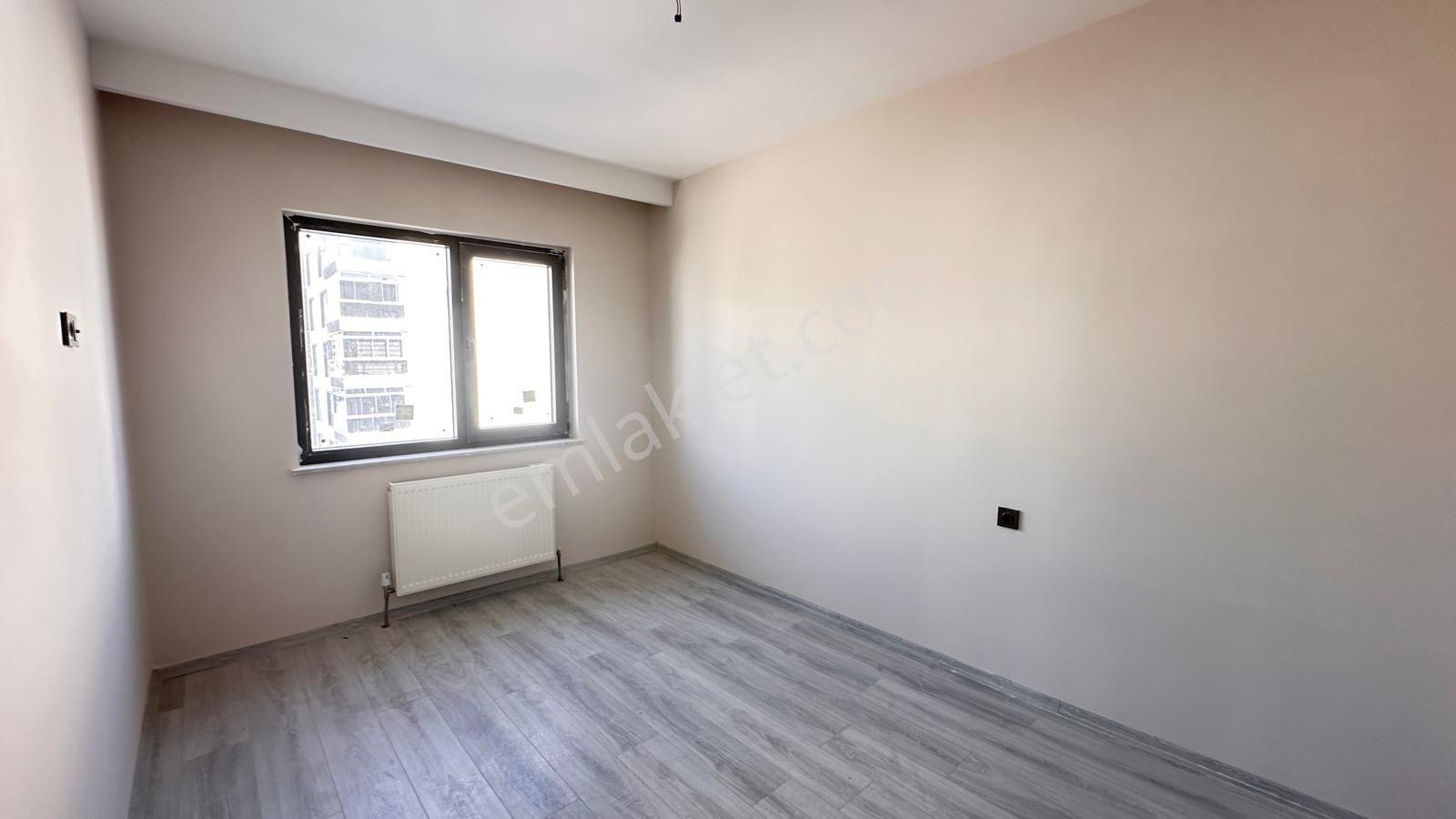 Eryaman Yeşilova Güvenlikli Sitede İskanlı Çift Banyolu Lüx 2+1 — fotoğraf 10