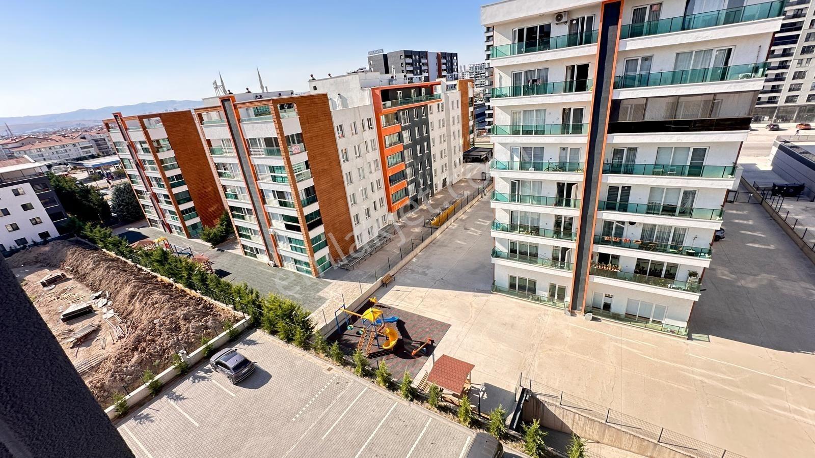 Eryaman Yeşilova Güvenlikli Sitede İskanlı Çift Banyolu Lüx 2+1 — fotoğraf 23