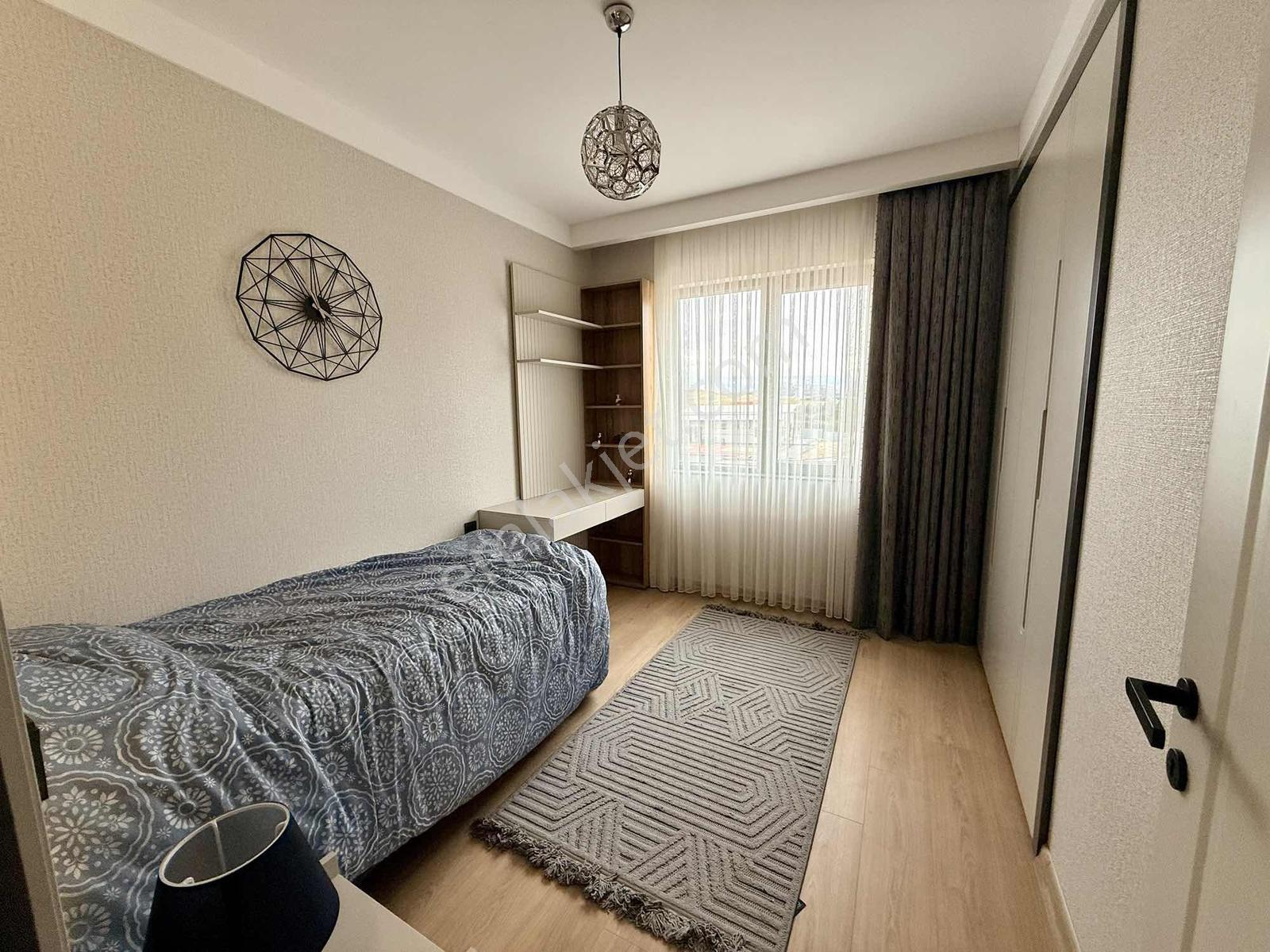 Turgut Özal'da 3 Bloklu Tam Donanımlı Sitede 4+1 Manzaralı Daire — fotoğraf 17