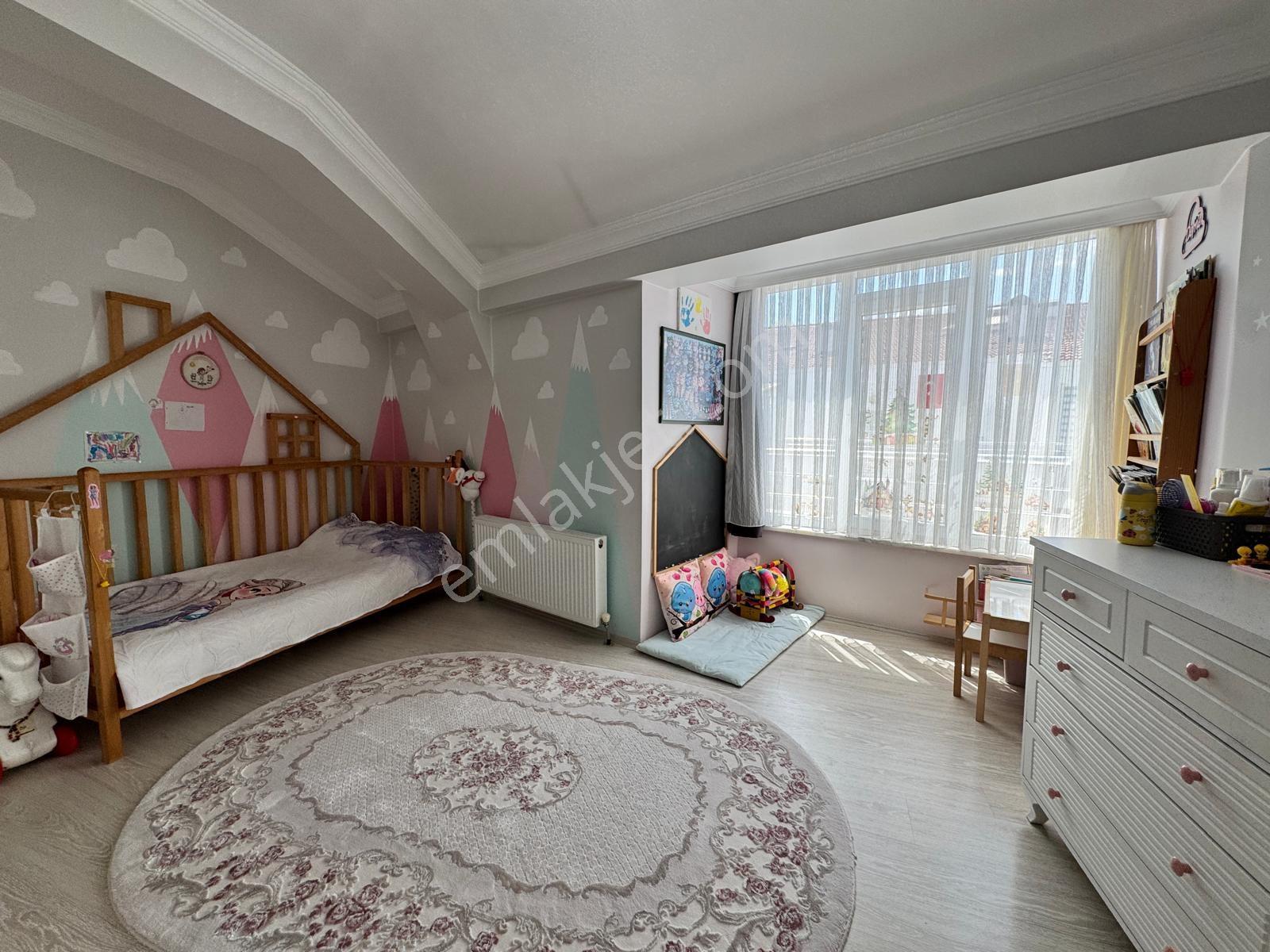 Rba Gayrimenkul'den Büyükdere Mh Geniş 3+1 Dubleks Daire — fotoğraf 6