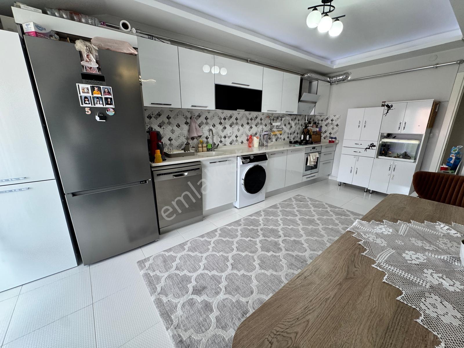 Rba Gayrimenkul'den Büyükdere Mh Geniş 3+1 Dubleks Daire — fotoğraf 15