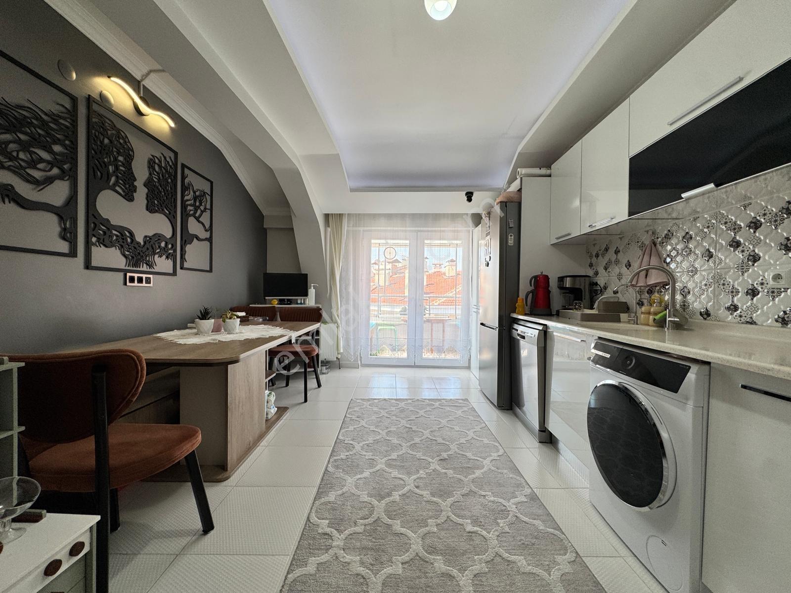 Rba Gayrimenkul'den Büyükdere Mh Geniş 3+1 Dubleks Daire — fotoğraf 16