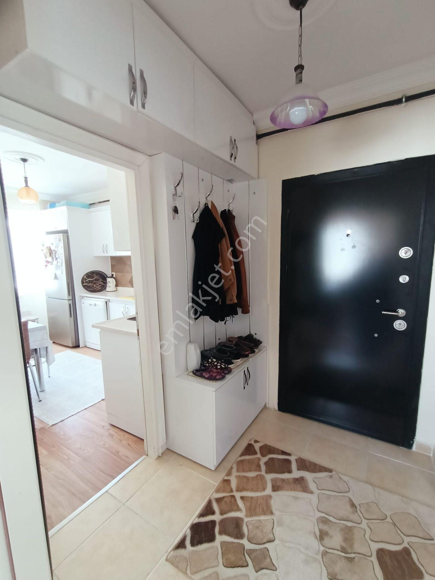 Zafertepe Mahallesi Selçuklu Sitesi’nde Satılık 3+1 — fotoğraf 9
