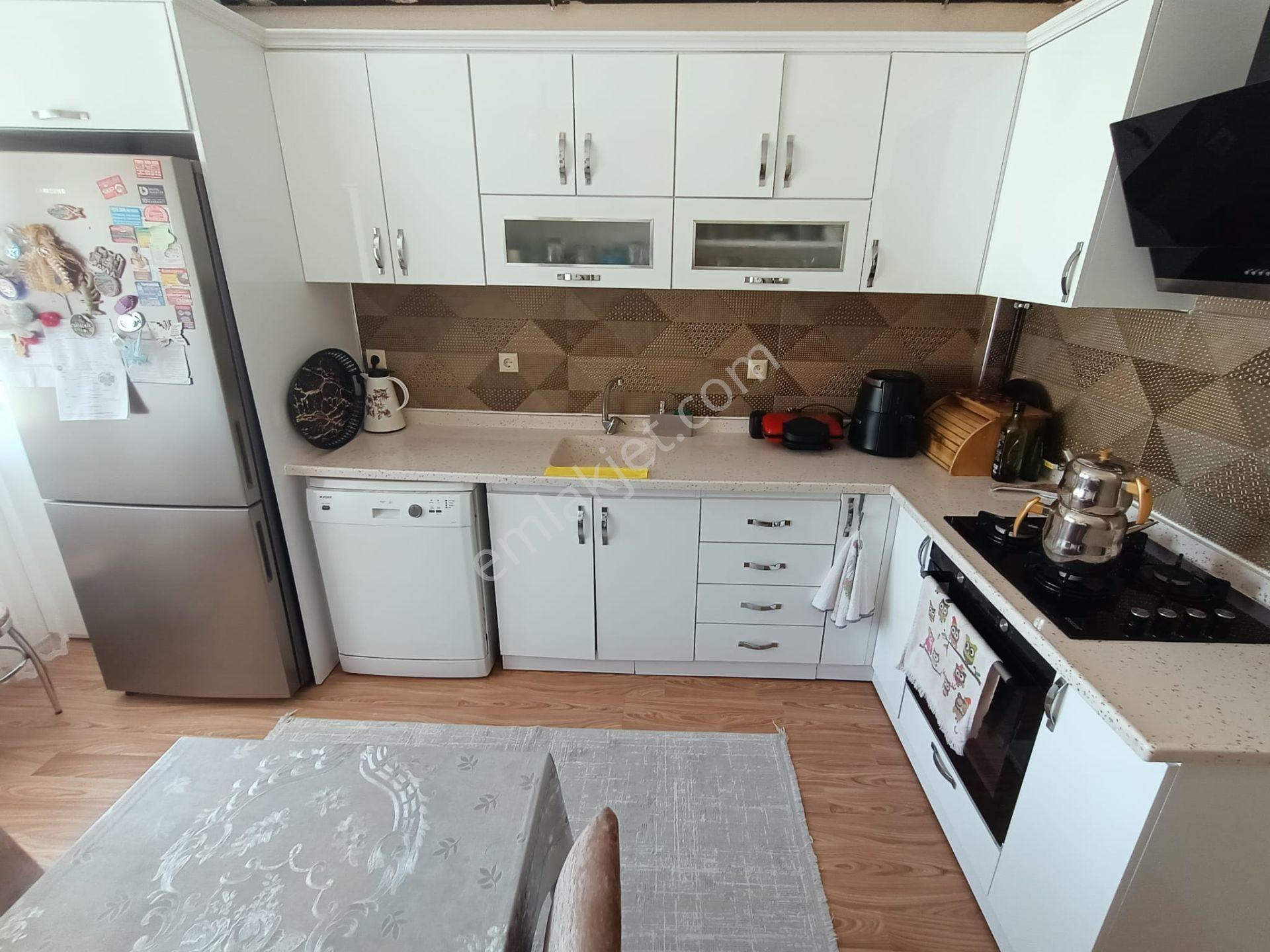Zafertepe Mahallesi Selçuklu Sitesi’nde Satılık 3+1 — fotoğraf 19