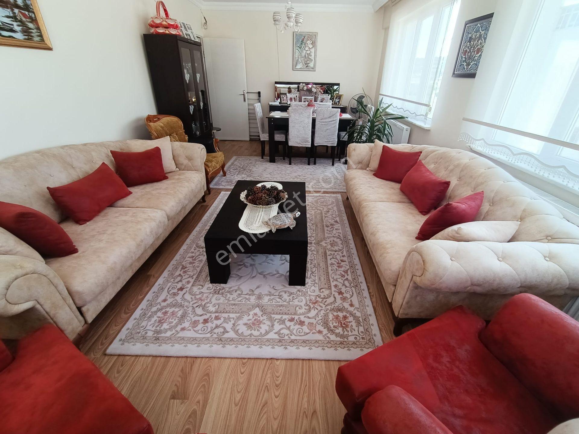 Zafertepe Mahallesi Selçuklu Sitesi’nde Satılık 3+1 — fotoğraf 35