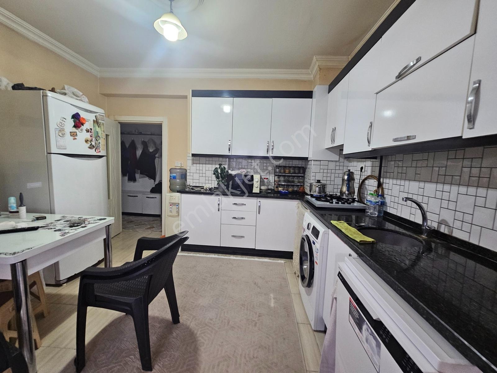 Yeni Rota Emlaktan Manazaralı 3+1 Daire — fotoğraf 31