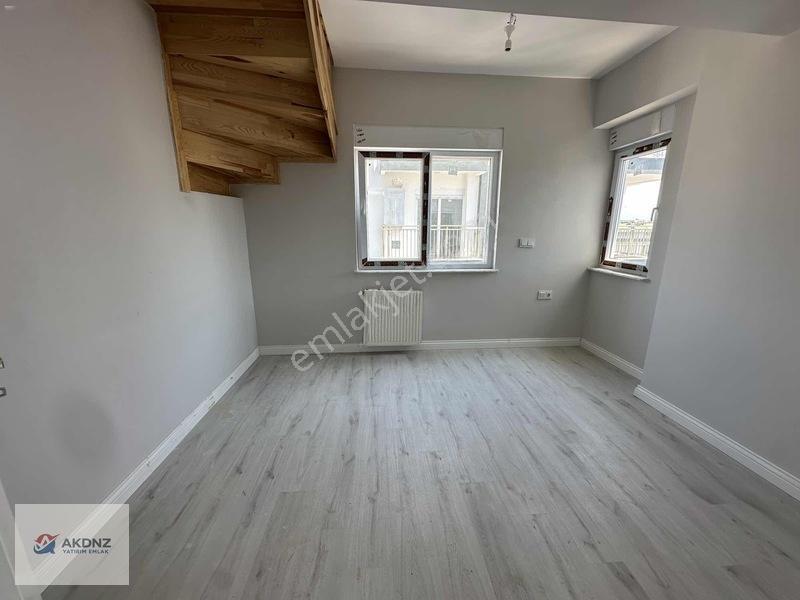 Akdeniz Emlaktan Denize Yürüme Mesafesinde Köşe Başı Daire — fotoğraf 7