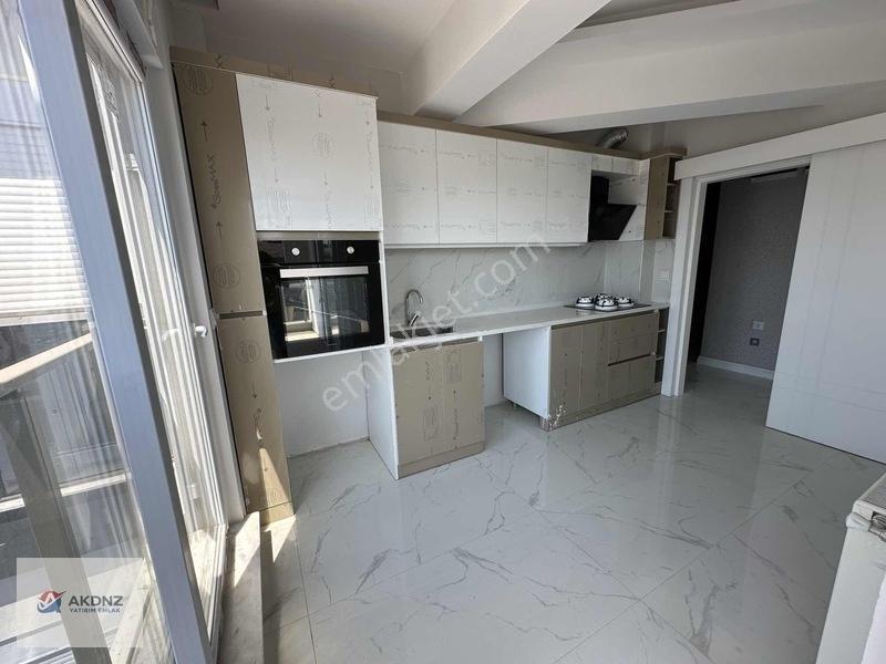 Akdeniz Emlaktan Denize Yürüme Mesafesinde Köşe Başı Daire — fotoğraf 16