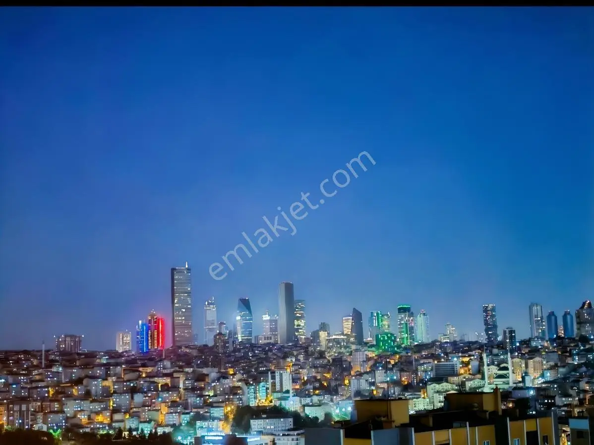 Kağıthane Başakkonutları D-blok Manzaralı Önü Açık 3+1 — fotoğraf 2