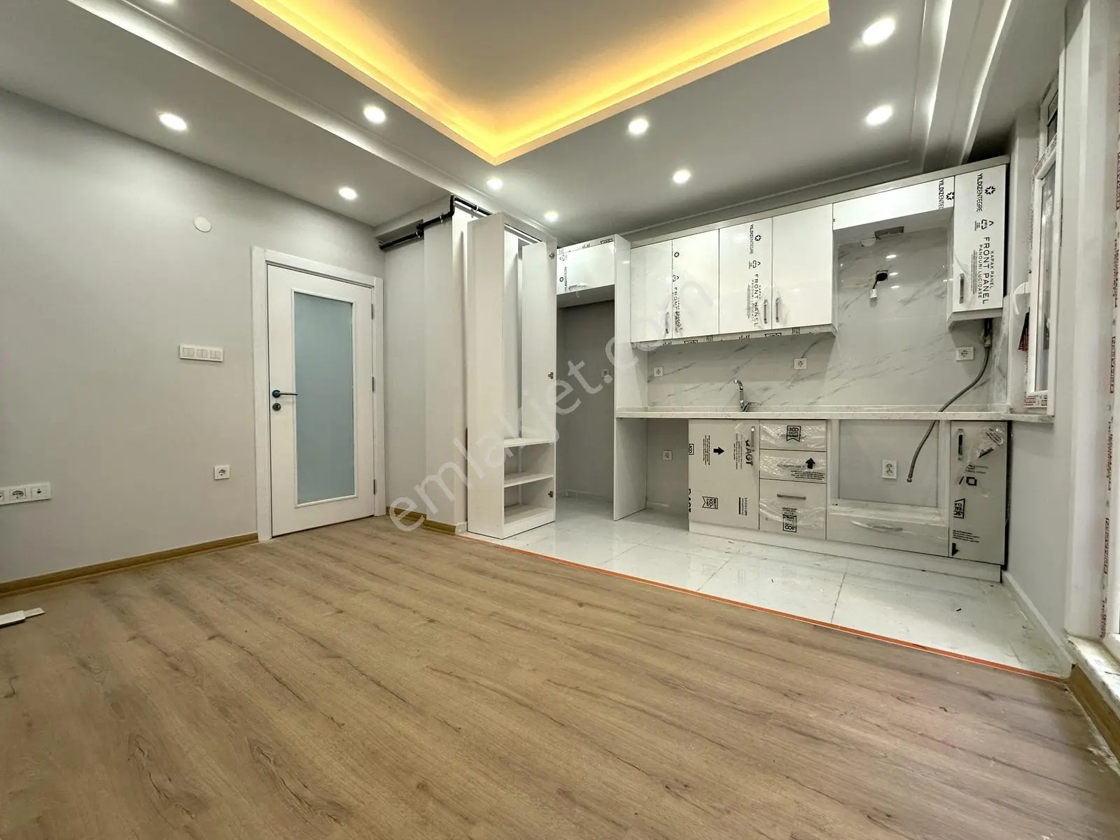 Next House'dan Tramvay Yakını Sıfır Bahçe Kullanımlı 2+1 — fotoğraf 3