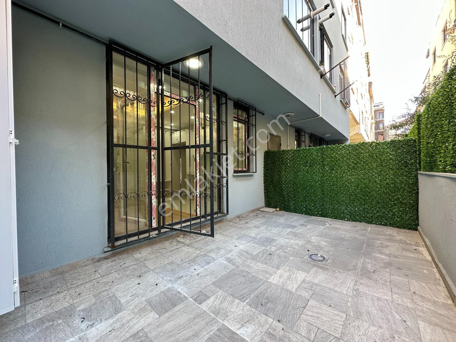 Next House'dan Tramvay Yakını Sıfır Bahçe Kullanımlı 2+1 — fotoğraf 6
