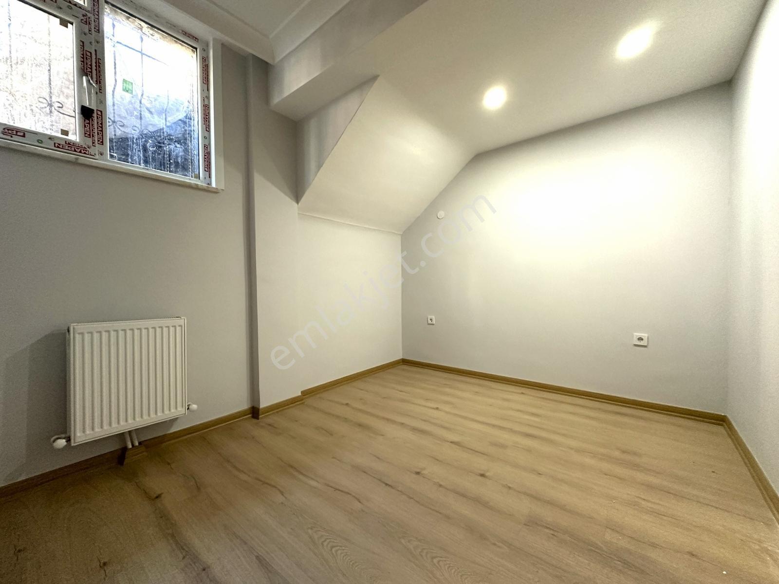 Next House'dan Tramvay Yakını Sıfır Bahçe Kullanımlı 2+1 — fotoğraf 8