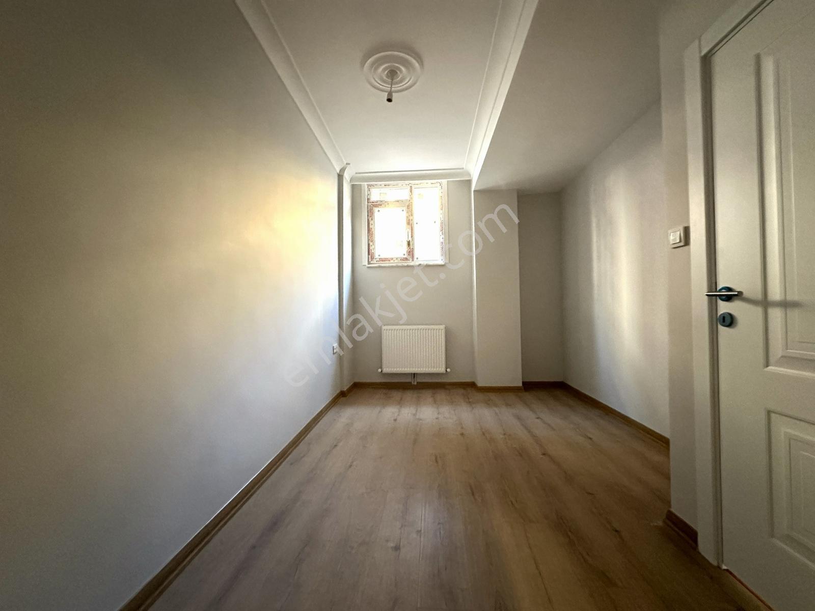 Next House'dan Tramvay Yakını Sıfır Bahçe Kullanımlı 2+1 — fotoğraf 13