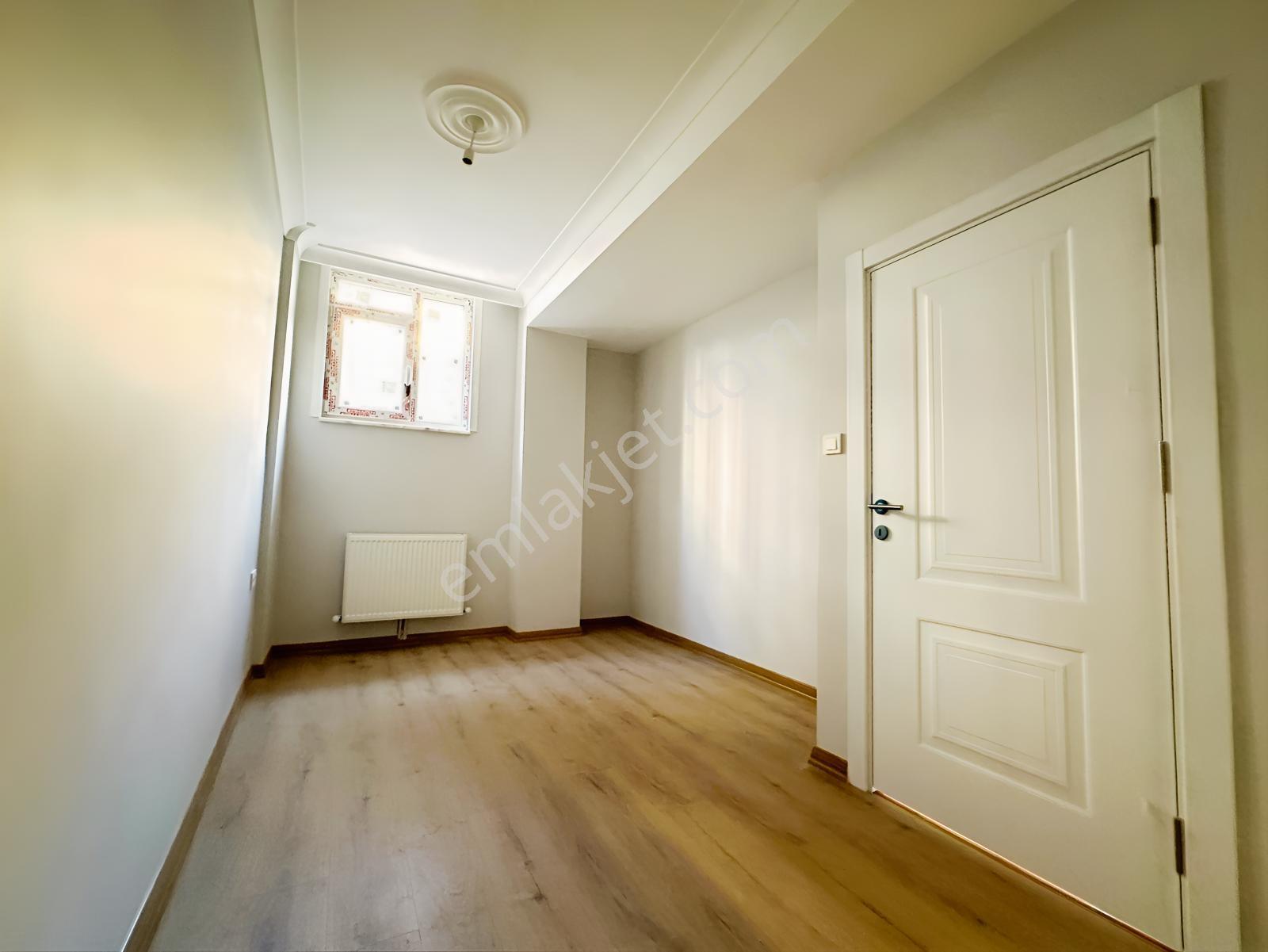Next House'dan Tramvay Yakını Sıfır Bahçe Kullanımlı 2+1 — fotoğraf 14