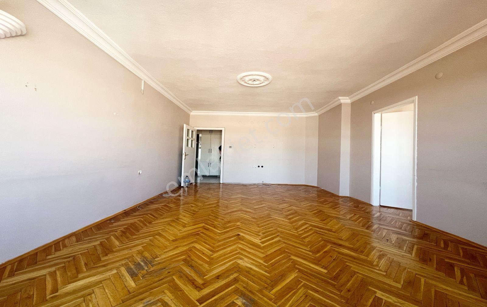 Kartaltepe Cadde Üzeri Yapılı Manzaralı Geniş Daire — fotoğraf 5