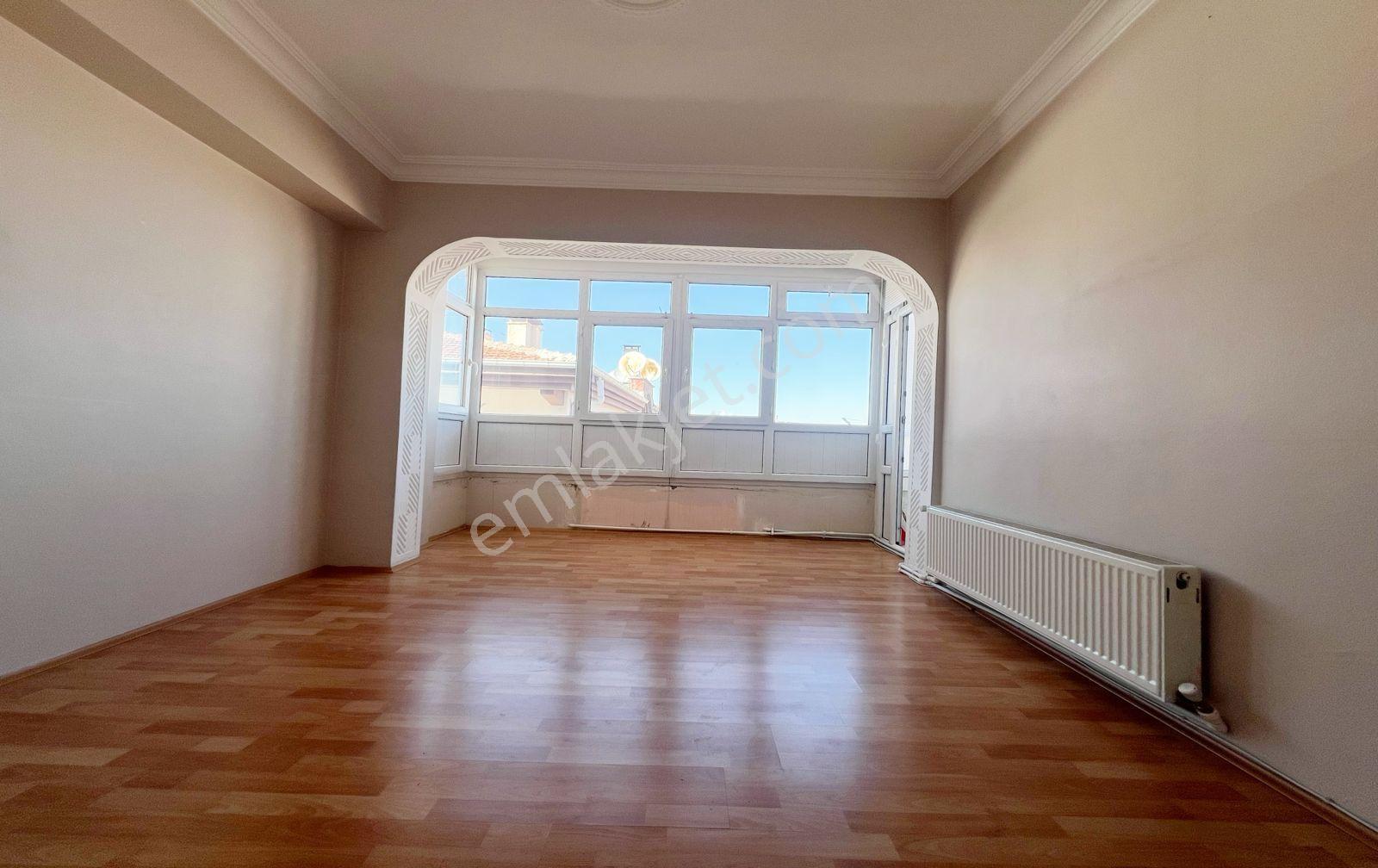 Kartaltepe Cadde Üzeri Yapılı Manzaralı Geniş Daire — fotoğraf 18