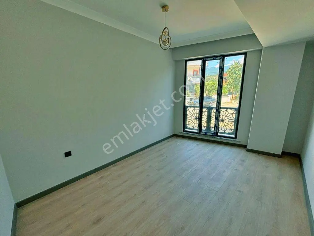 Uytundan Zeytinlide Müstakil Tadında Sıfır Lüks 1+1 Daire — fotoğraf 7