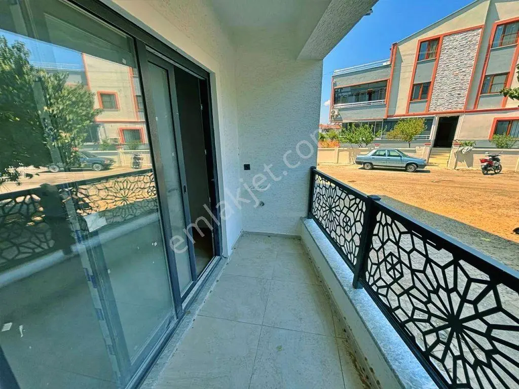Uytundan Zeytinlide Müstakil Tadında Sıfır Lüks 1+1 Daire — fotoğraf 8