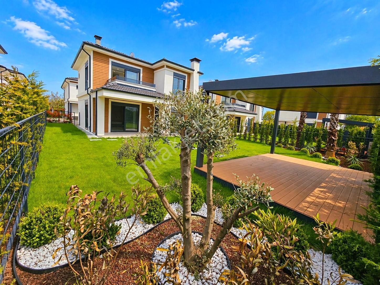 Hak Emlak'tan Arapçiftliği Mah.de Satılık 4+1 Ultra Lüks Villa — fotoğraf 2