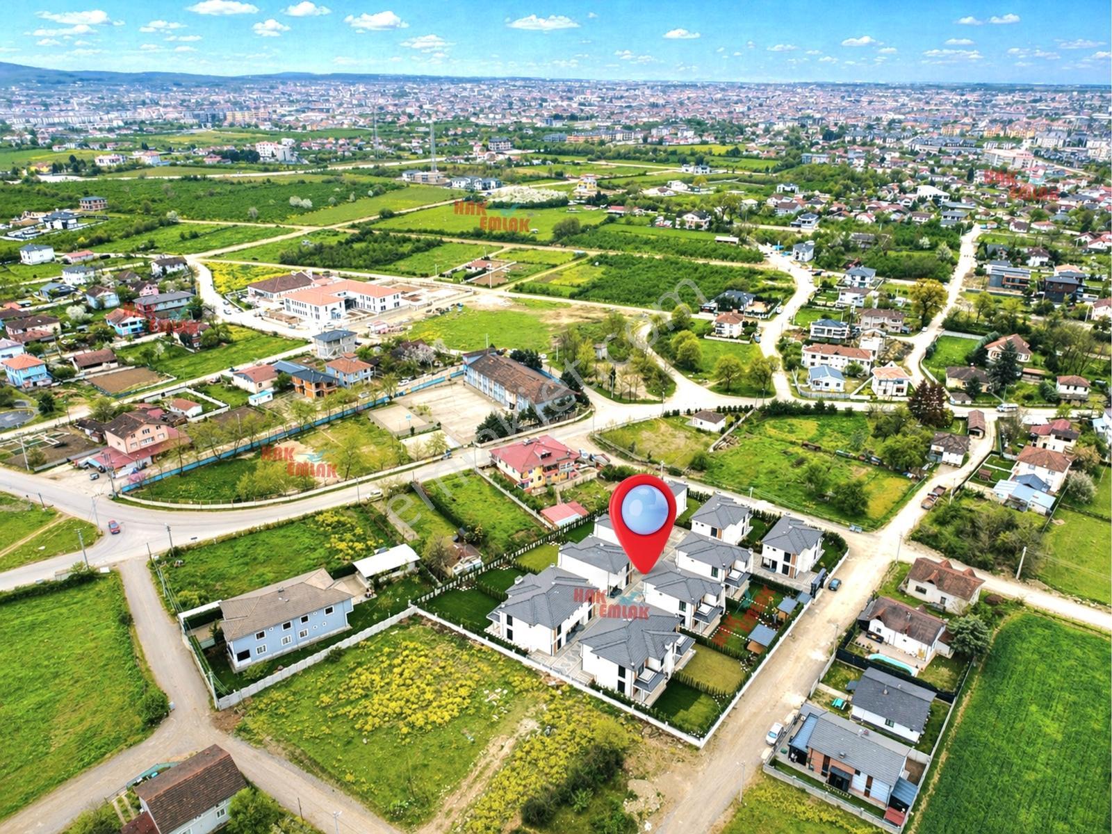 Hak Emlak'tan Arapçiftliği Mah.de Satılık 4+1 Ultra Lüks Villa — fotoğraf 5