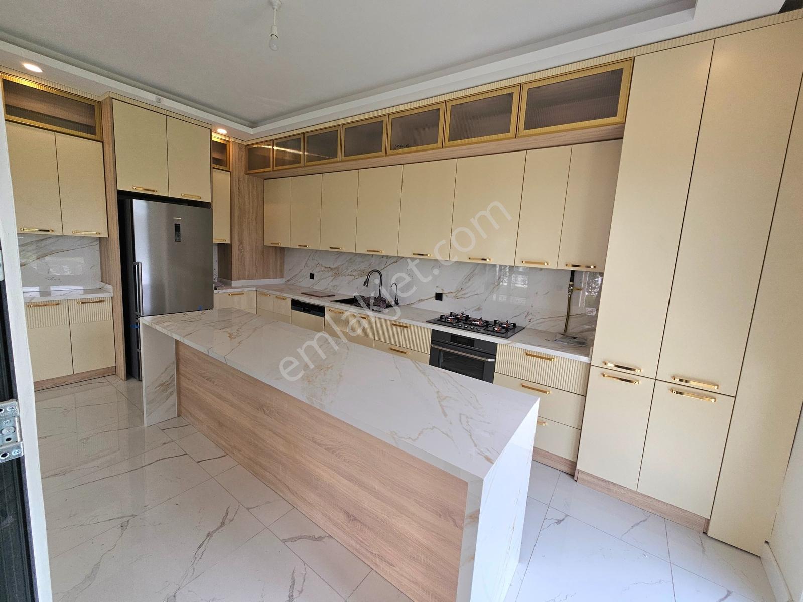 Hak Emlak'tan Arapçiftliği Mah.de Satılık 4+1 Ultra Lüks Villa — fotoğraf 7